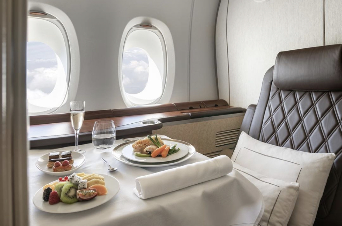 Fine wines and Cava catering for private jets — Ibiza Airport LEIB